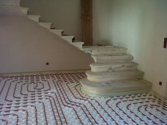 restauration d'un escalier en pierre à murs